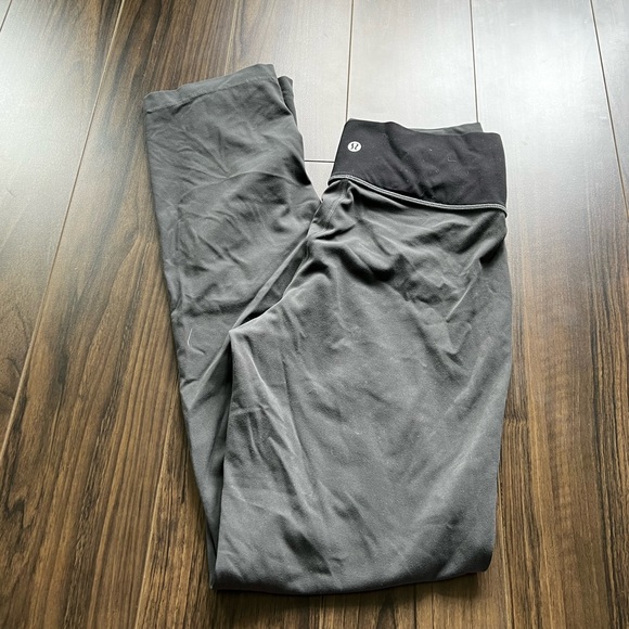 Lululemon Throwback Astro Pant - Graphite Grey / Black - Size 8 - Picture 2 of 6